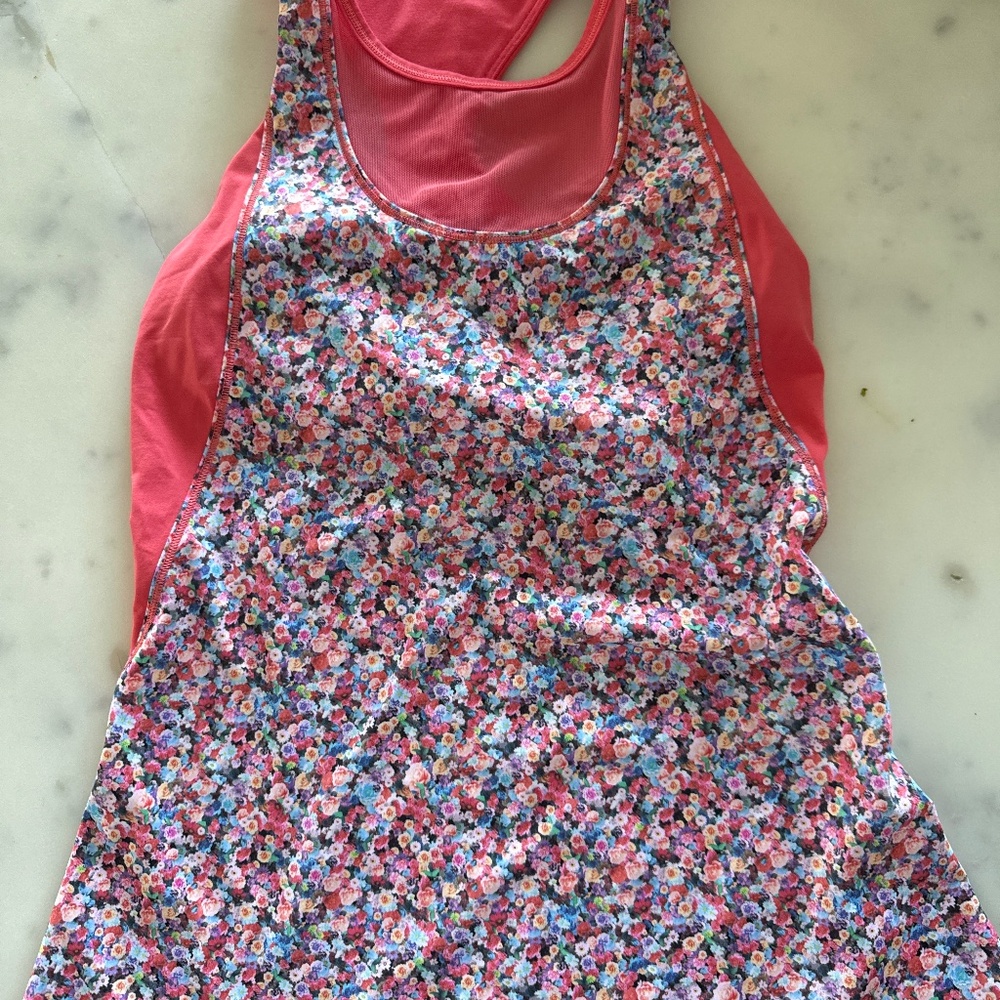 Lulu lemon tank